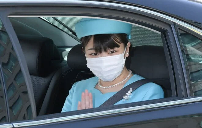 Empress Masako, Crown Prince Akishino, Crown Princess Kiko, Princess Mako and Princess Kako