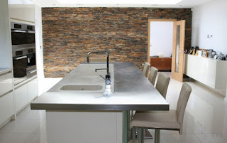 Made of Metal: Kitchen islands with breakfast bars Made of Metal: Kitchen islands with breakfast bars