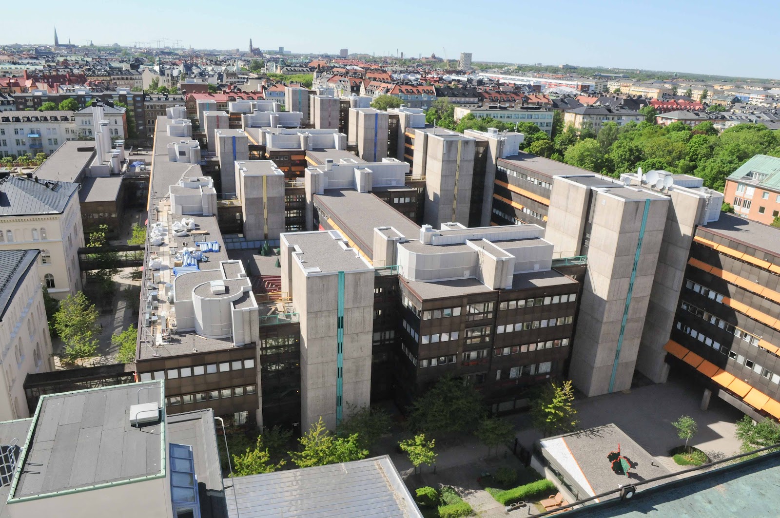 Red Scream and Riesling: Bilder från ovan