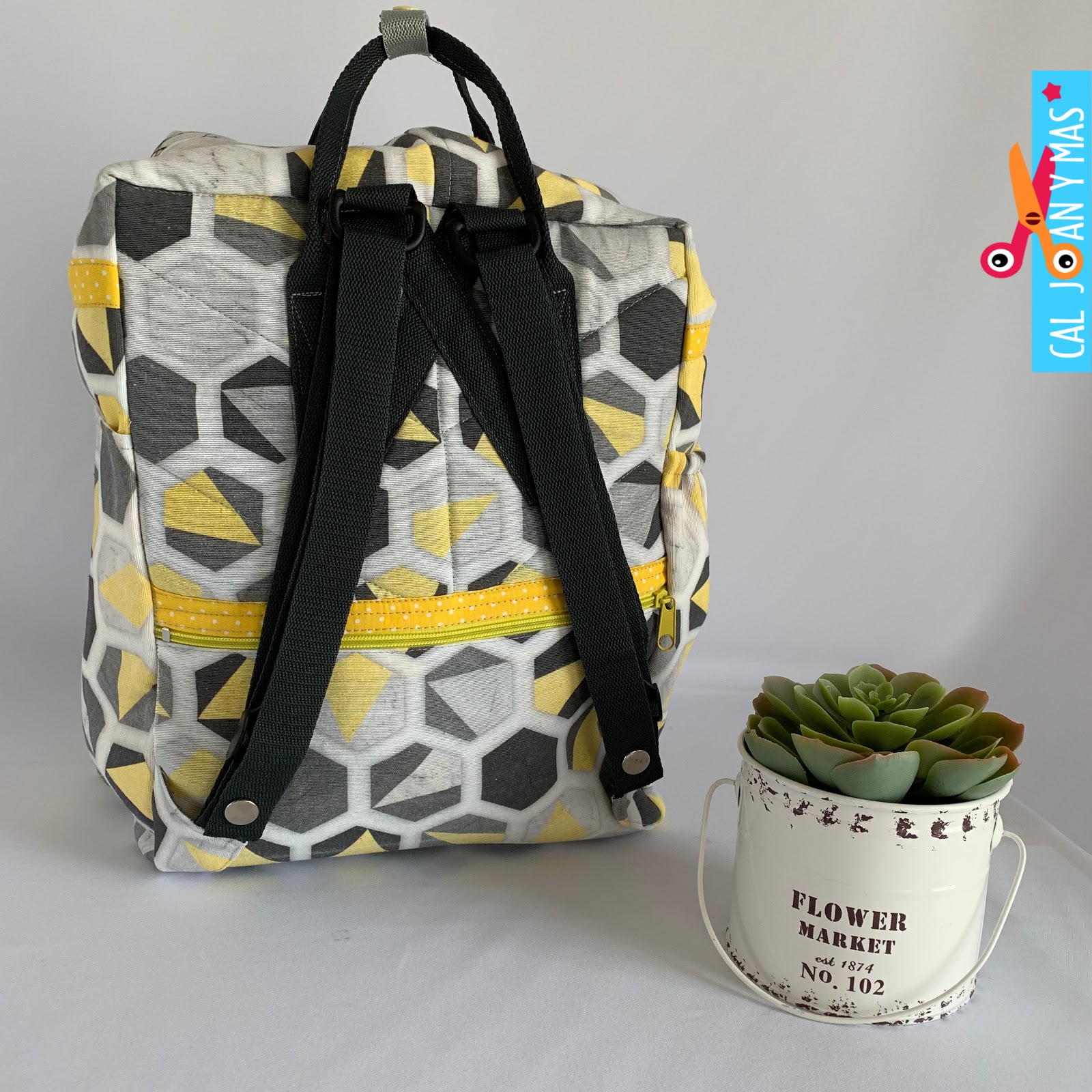 mochila con asas kanken