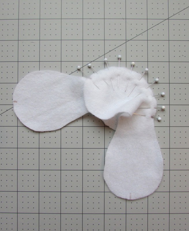 Sew Can Do: Tutorial Time: Make An Indoor Snowball Fight Set