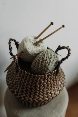 Sweater ki bunai in Hindi , स्वेटर की बुनाई,
