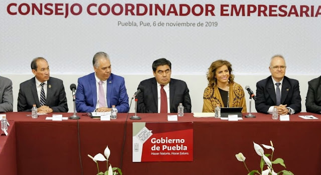 Pide Miguel Barbosa a SEP Federal la renuncia de Darío Carmona en Puebla