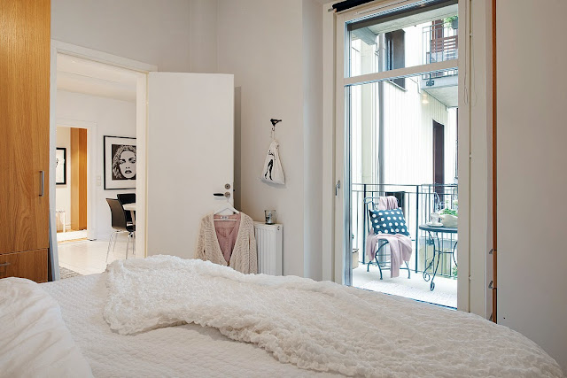 Blog Achados de Decoração. Apartamento decorado em branco, preto e cinza chic.