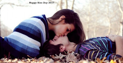 Happy Kiss Day Whatsapp Profile Picture for Girlfriend