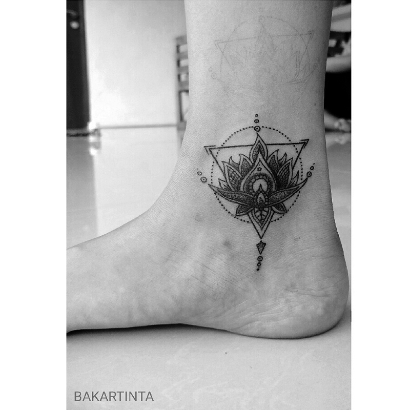 TATTOO ARTIST IN BALI