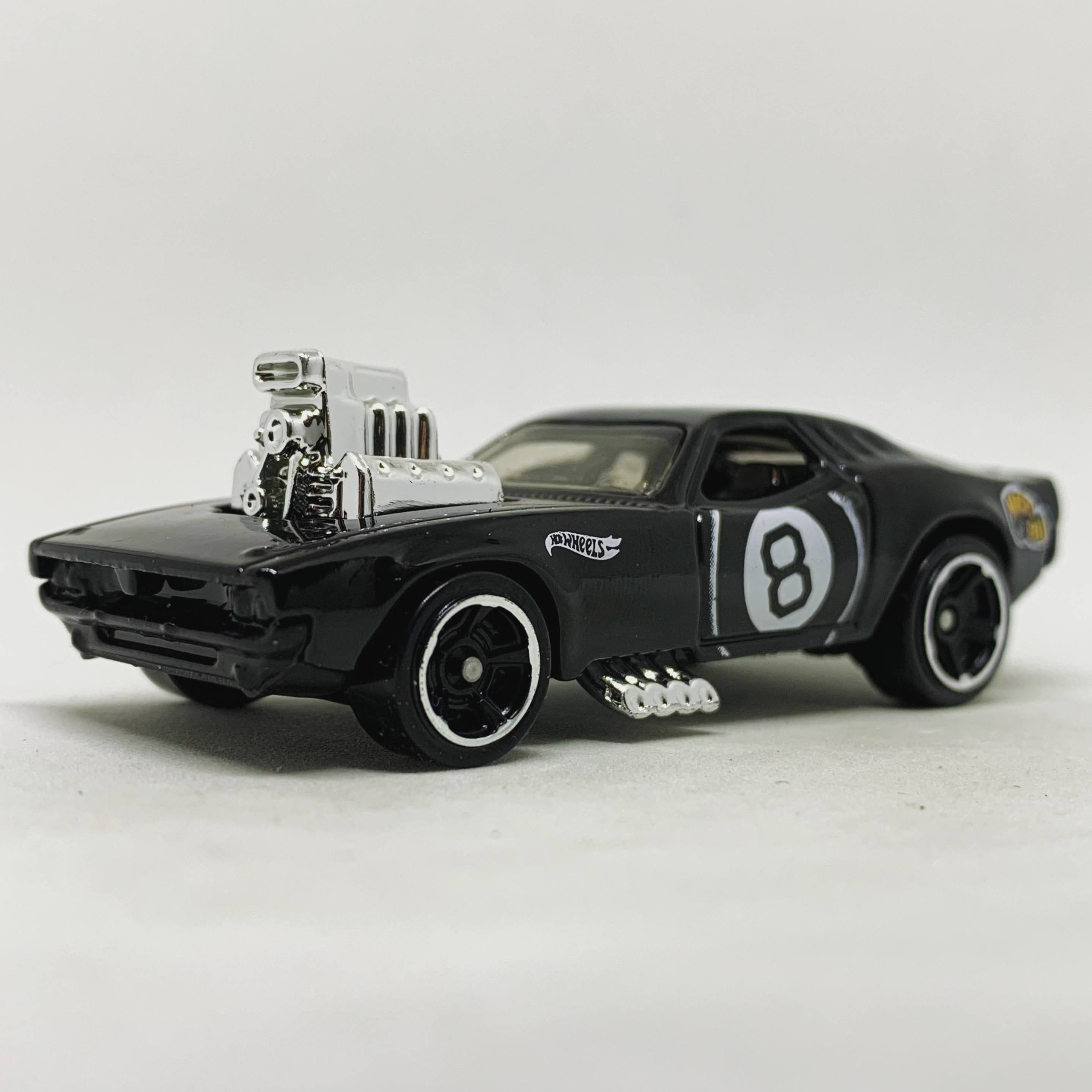 JULIAN'S HOT WHEELS BLOG Rodger Dodger (2021 Mattel Games Magic 8Ball)