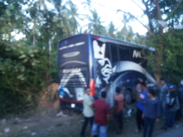 Foto: Bus Putra Pelangi dan Kurnia Tabrakan di Aceh Timur Oktober 4, 2019