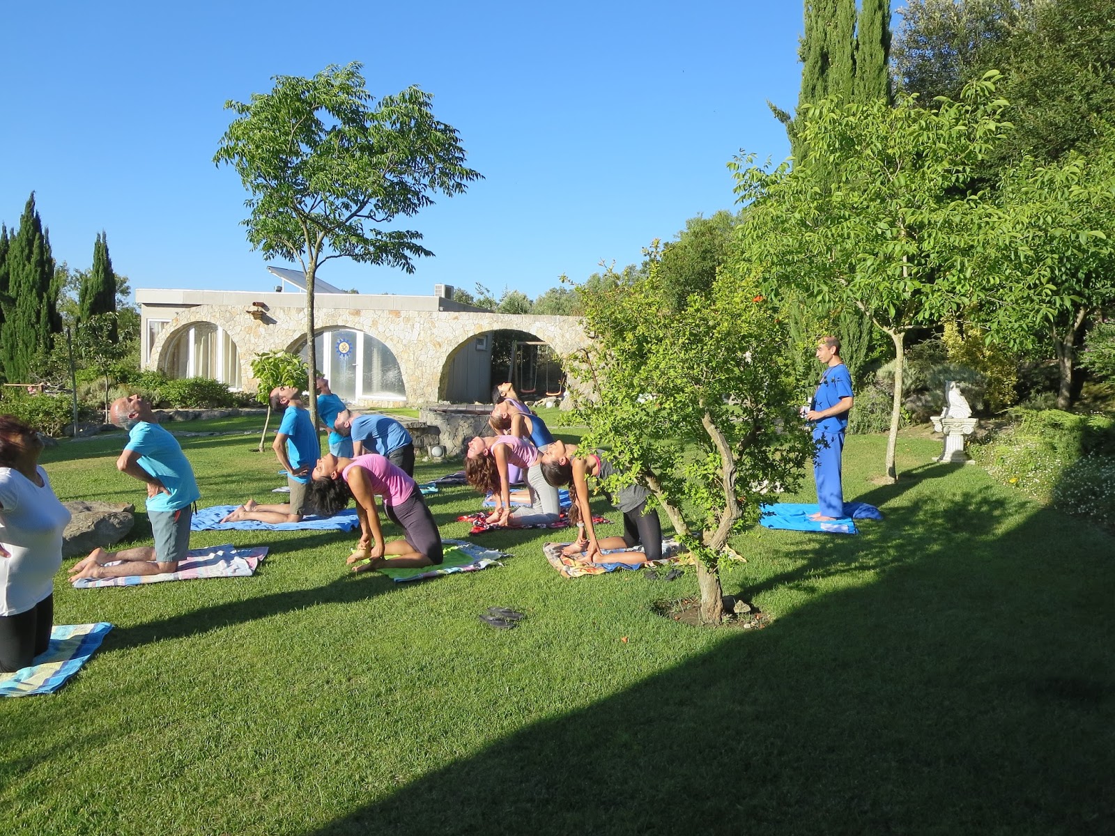 YOGA ALMADA e FEIJÓ CENTROs do YOGA Em JULHO na Quinta do Anjo