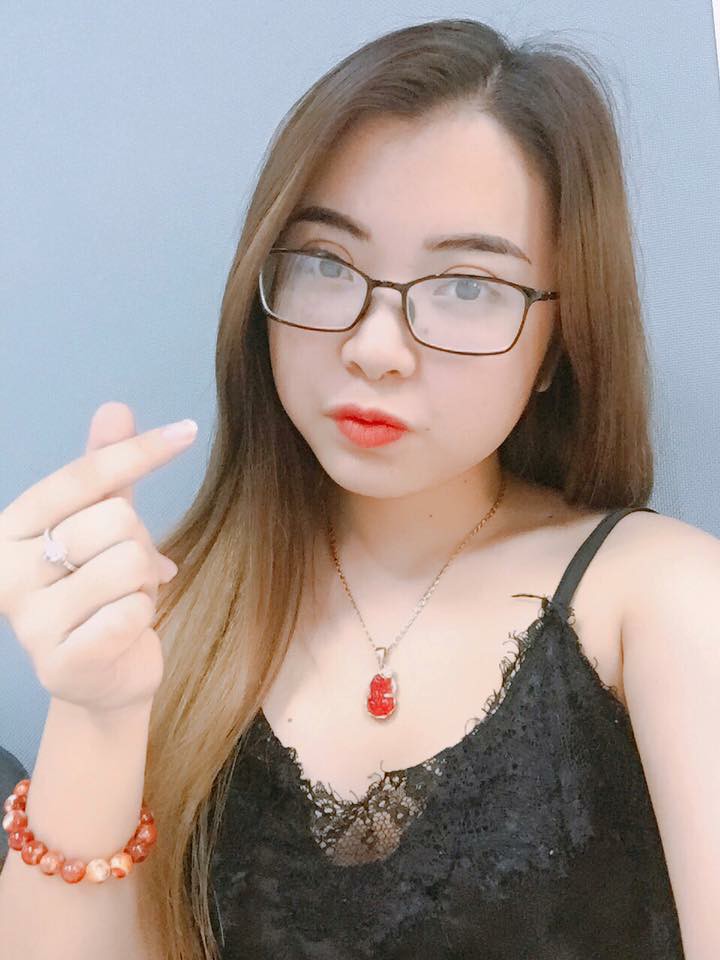 789+ Hình ảnh GÁI XINH ĐEO KÍNH cute đáng yêu - anhdep247