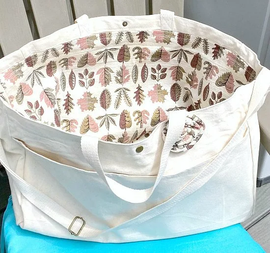 How to make a fabric liner for a tote bag