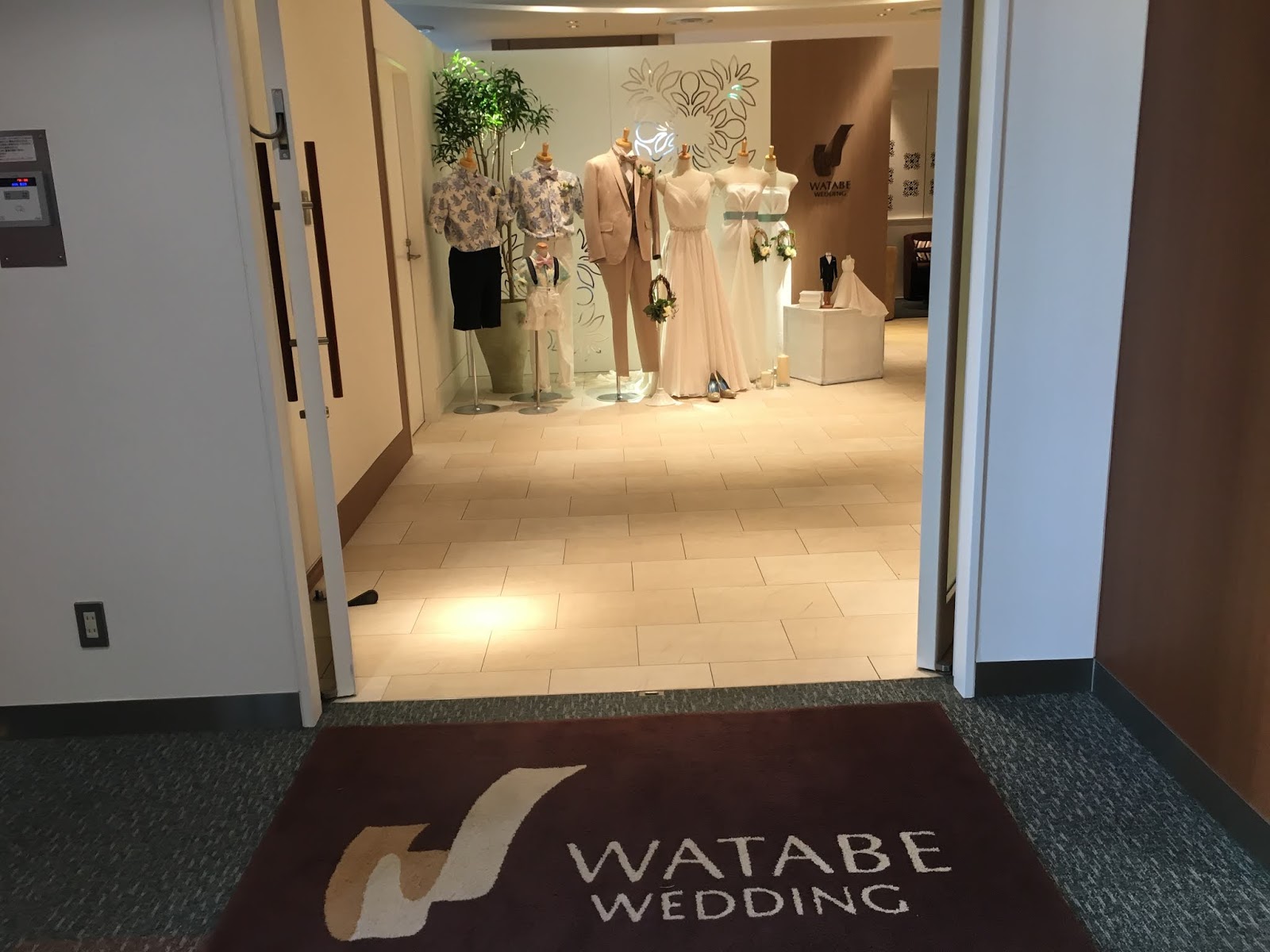 Adhd女性と恋愛結婚したうつ病平均的サラリーマンの日記ブログ セミオーダーしたウェディングドレスとタキシードの衣装合わせと式の最終打ち合わせへ ワタベウェディングで沖縄リゾ婚体験レポート