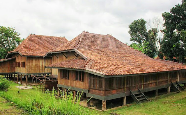 traditional houses in indonesia