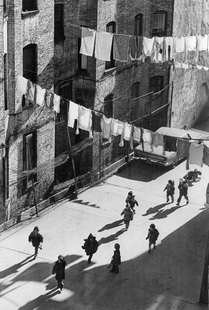 21 Impressive Vintage Photos of Laundry in New York From the Early 20th