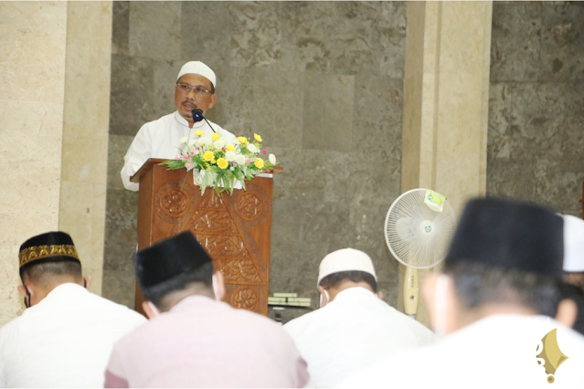 Hadiri Peringatan Nuzulul Qur’an 17 Ramadhan 1442 H di Masjid Agung Karimun, Ini Pesan Yang Disampaikan Gubernur Ansar Hadiri Peringatan Nuzulul Qur’an 17 Ramadhan 1442 H di Masjid Agung Karimun, Ini Pesan Yang Disampaikan Gubernur Ansar