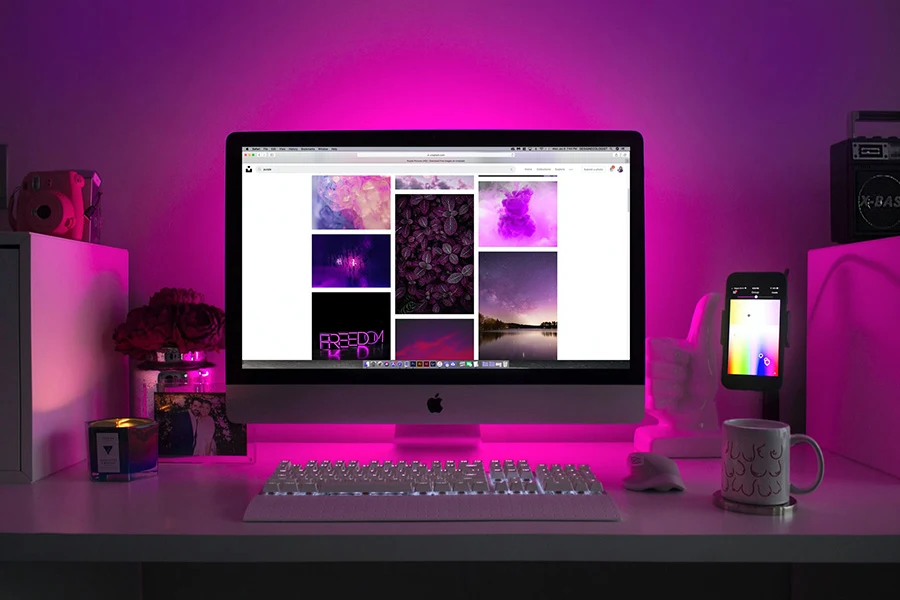 Computer screen pink background