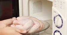 Descongelar pollo en microondas