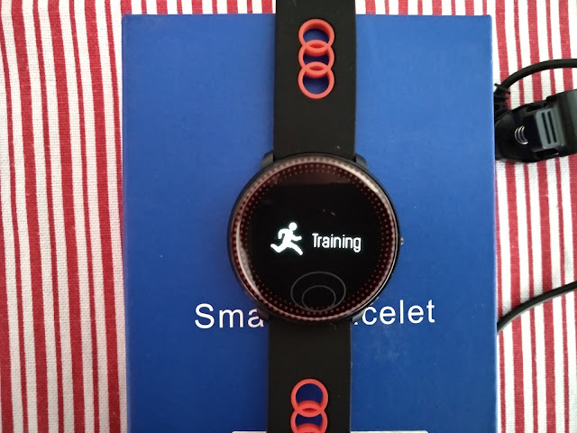 CF007 Smartwatch