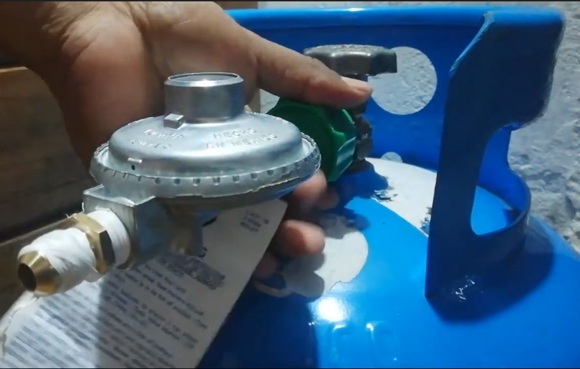 Géminis Como Conectar La Estufa de Gas al Tanque o Cilindro