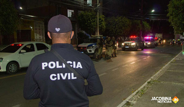 Polícia autuou 116 pessoas por desrespeitar toque de recolher na Bahia