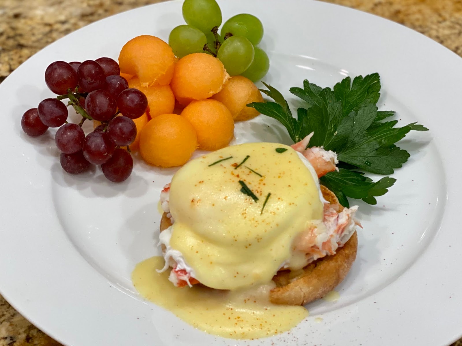 GREAT EATS HAWAII KING CRAB BENEDICT