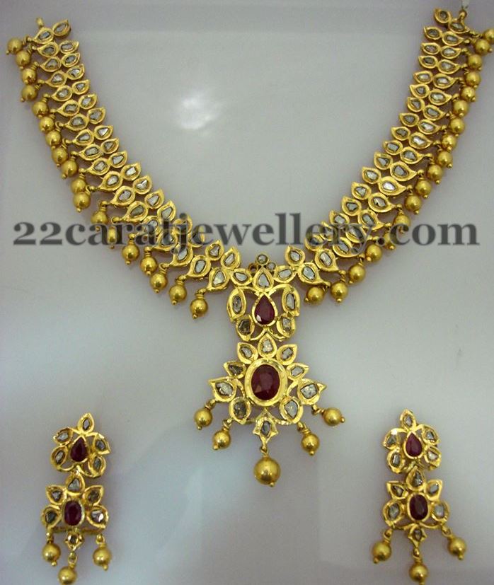 Gold tussi necklace price Clearance