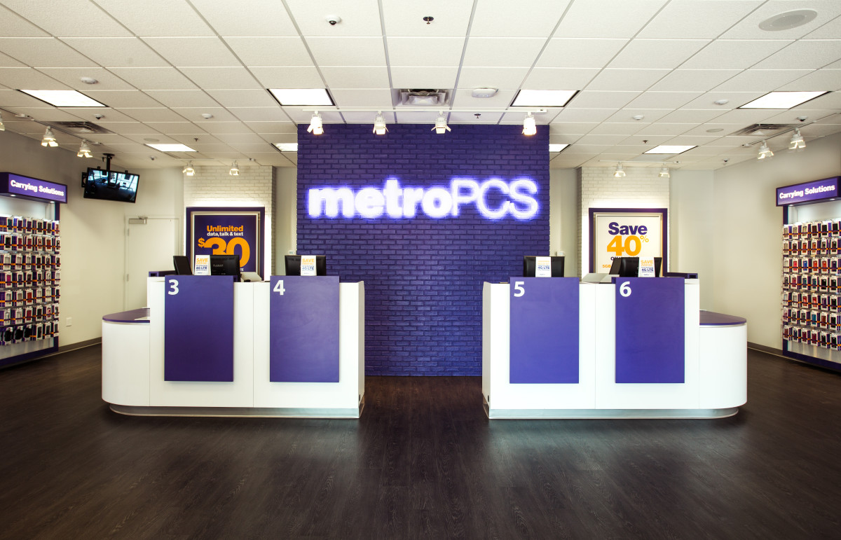 thatgeekdad Metro PCS offers 50 a month Unlimited plan with 25 for