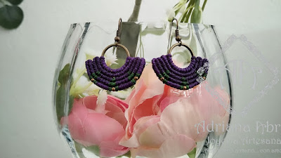 Pendientes en macramé, aros, aretes, Earrings, hoops, earrings in macramé by #AdrianaAbril instagram