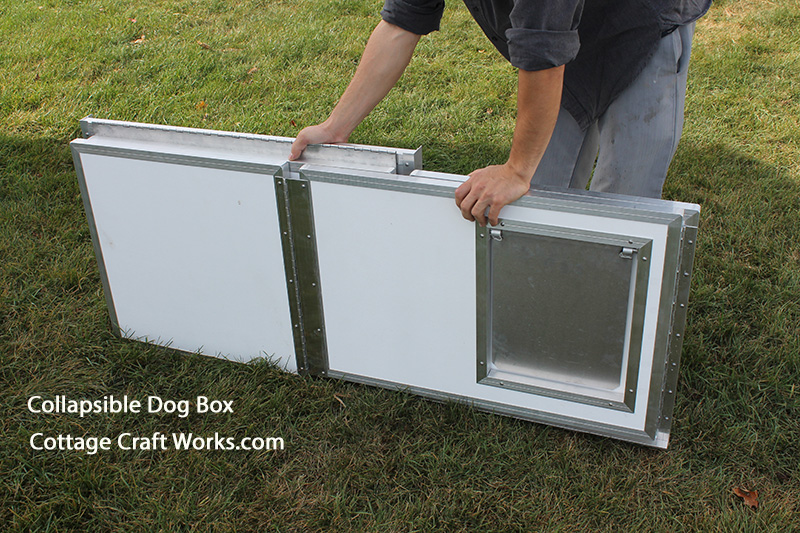 Collapsible Insulated Hunting Dog Transport Box