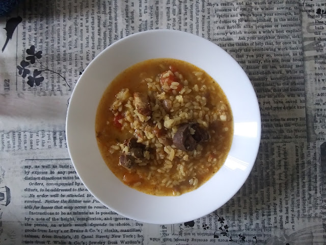 Arroz Caldoso De Costillas, Morcilla Y Coliflor
