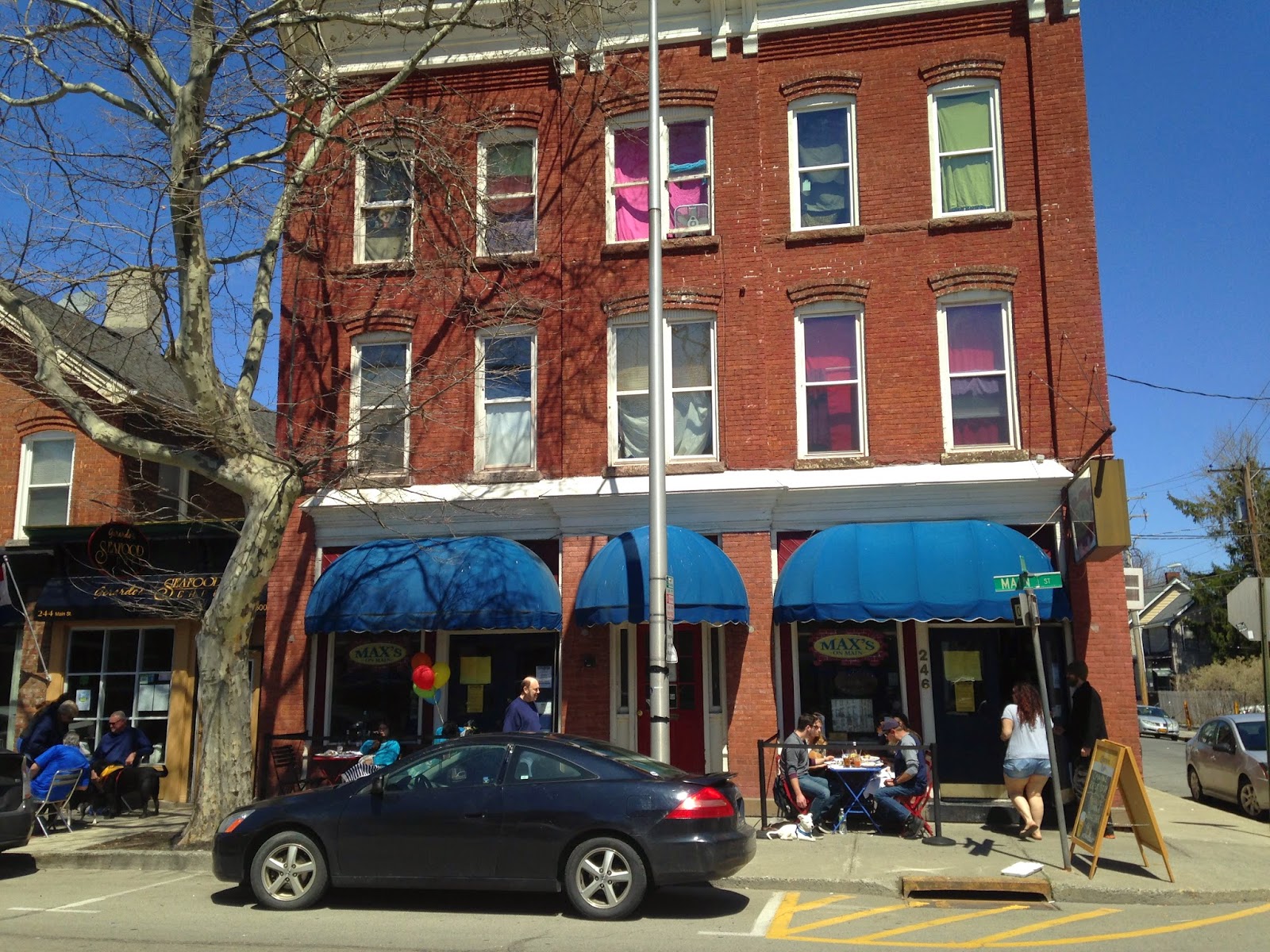 travels Max's on Main, Beacon, New York