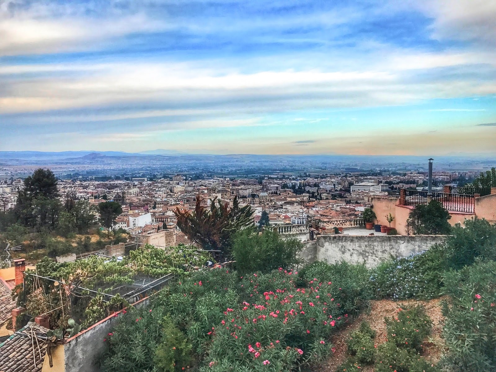 Granada Spain Travel Guide