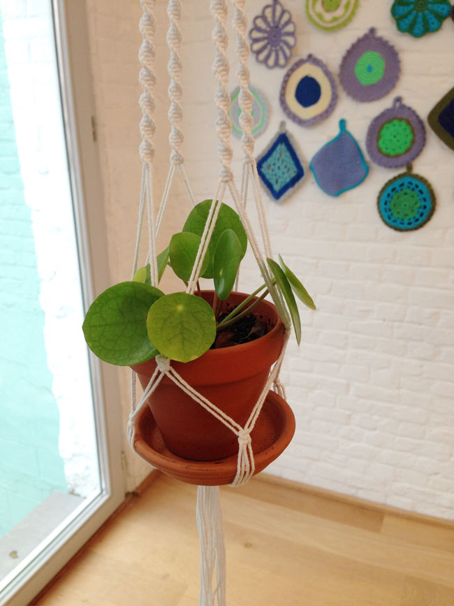 Workshop weaving at Het atelier van Eva V., by Villa Appelzee www.appelzee.com