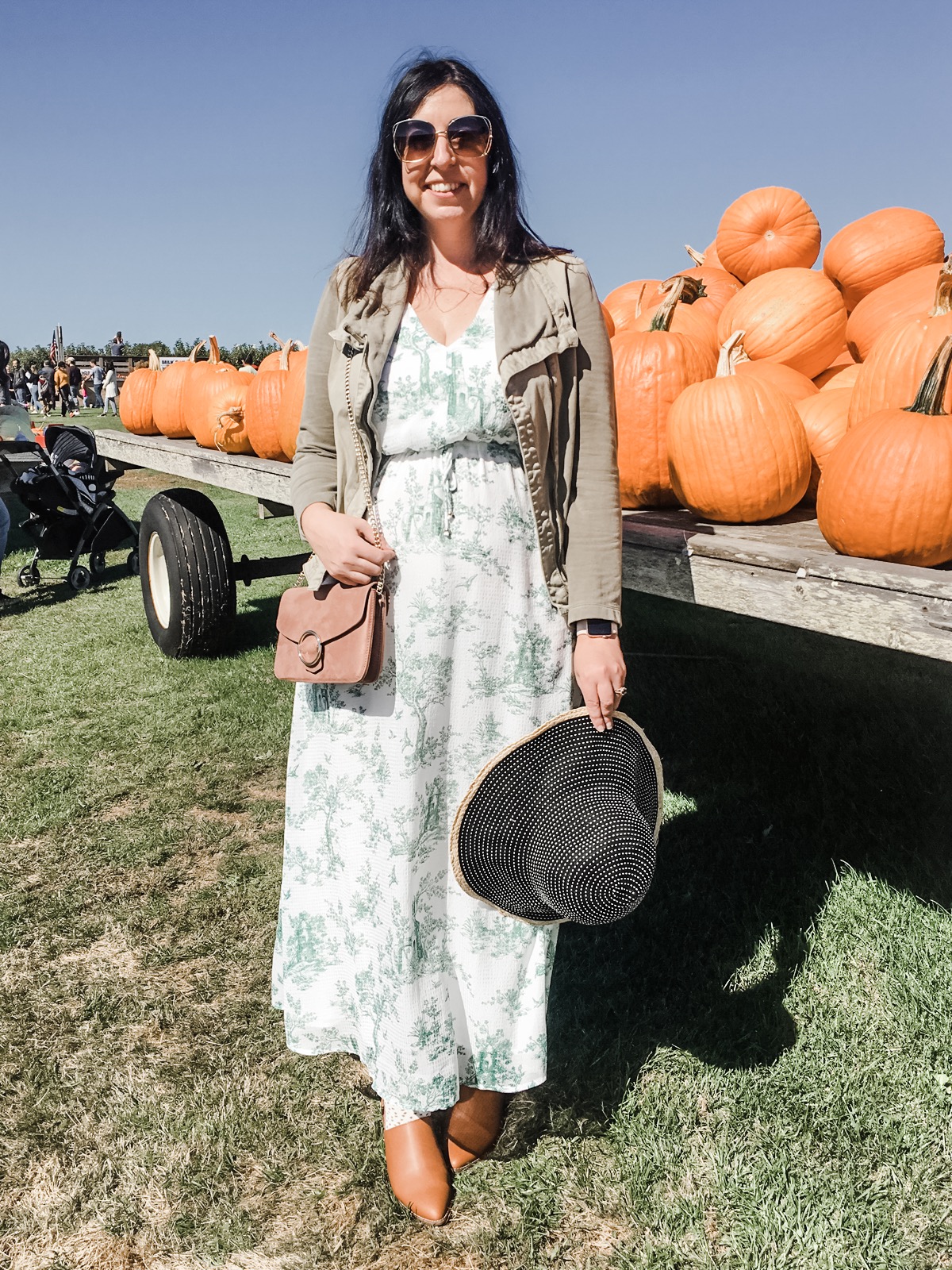 apple picking outfit