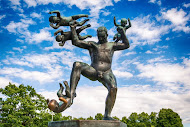 GUSTAV VIGELAND. VIGELAND PARK. OSLO