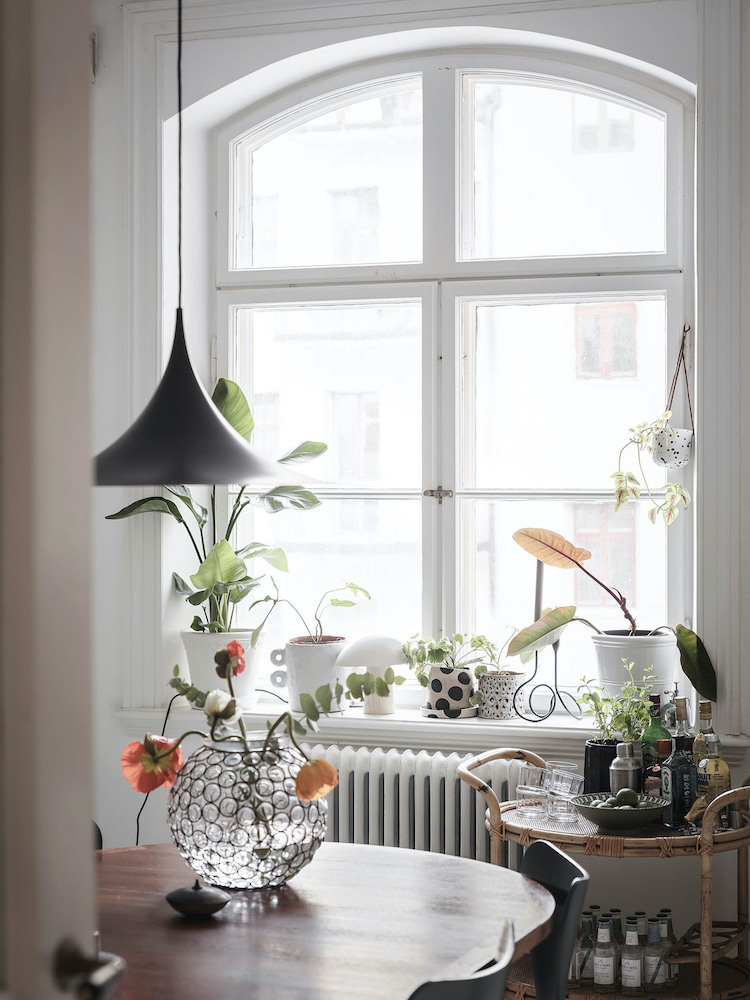 5 Great Design Tricks To Learn From a Small Swedish Space