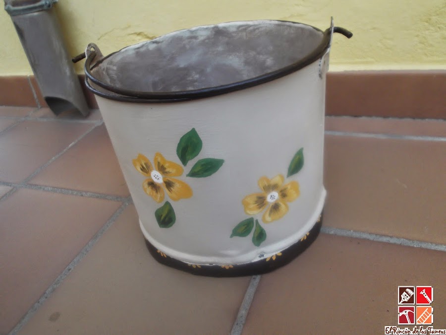 trasera caldero esmaltado pintado a mano