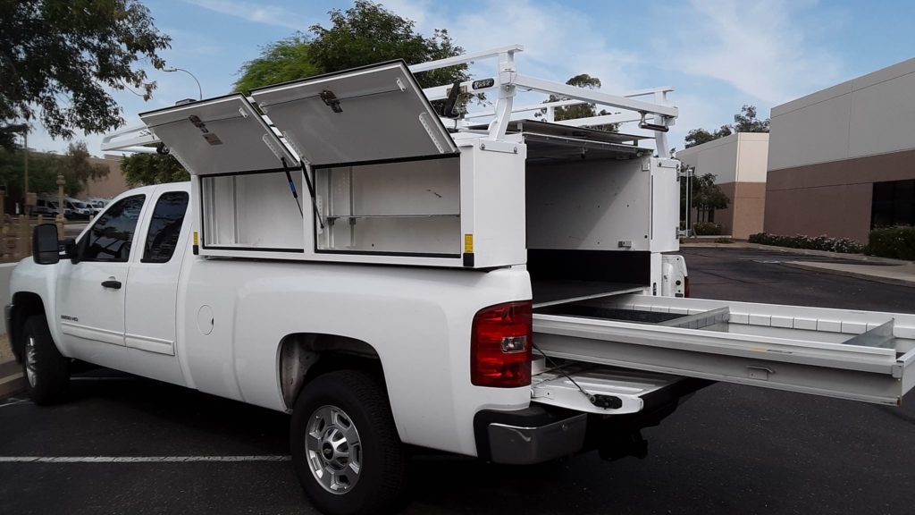 Transferable Slip-On Work Truck Bodies For Standard Pickup Trucks