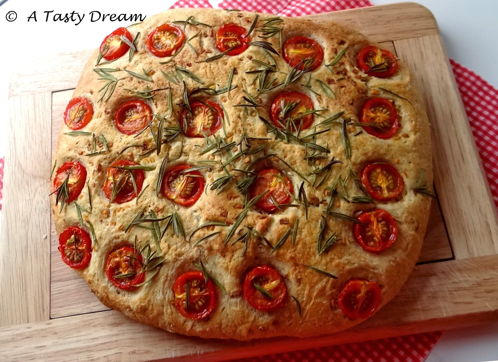 A Tasty Dream: Rosmarin-Tomaten-Focaccia oder auch &amp;quot;Das beste Brot der ...