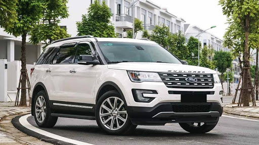 Ford Explorer Trắng. Mới 98%