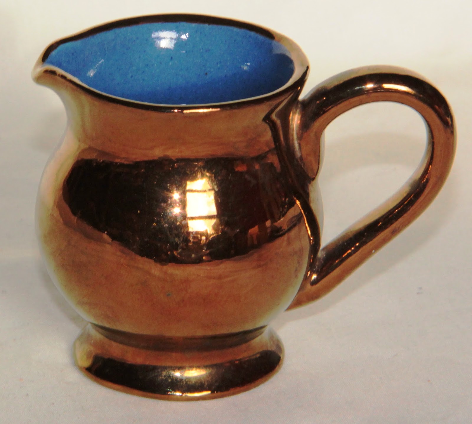 Curio Gifts Vintage Welsh Gold Lustre Ware Creigiau