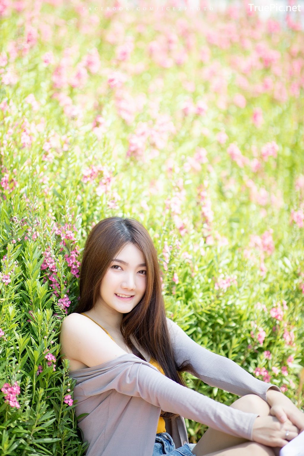 Image-Thailand-Cute-Model-Creammy-Chanama-Beautiful-Angel-In-Flower-Garden-TruePic.net- Picture-27