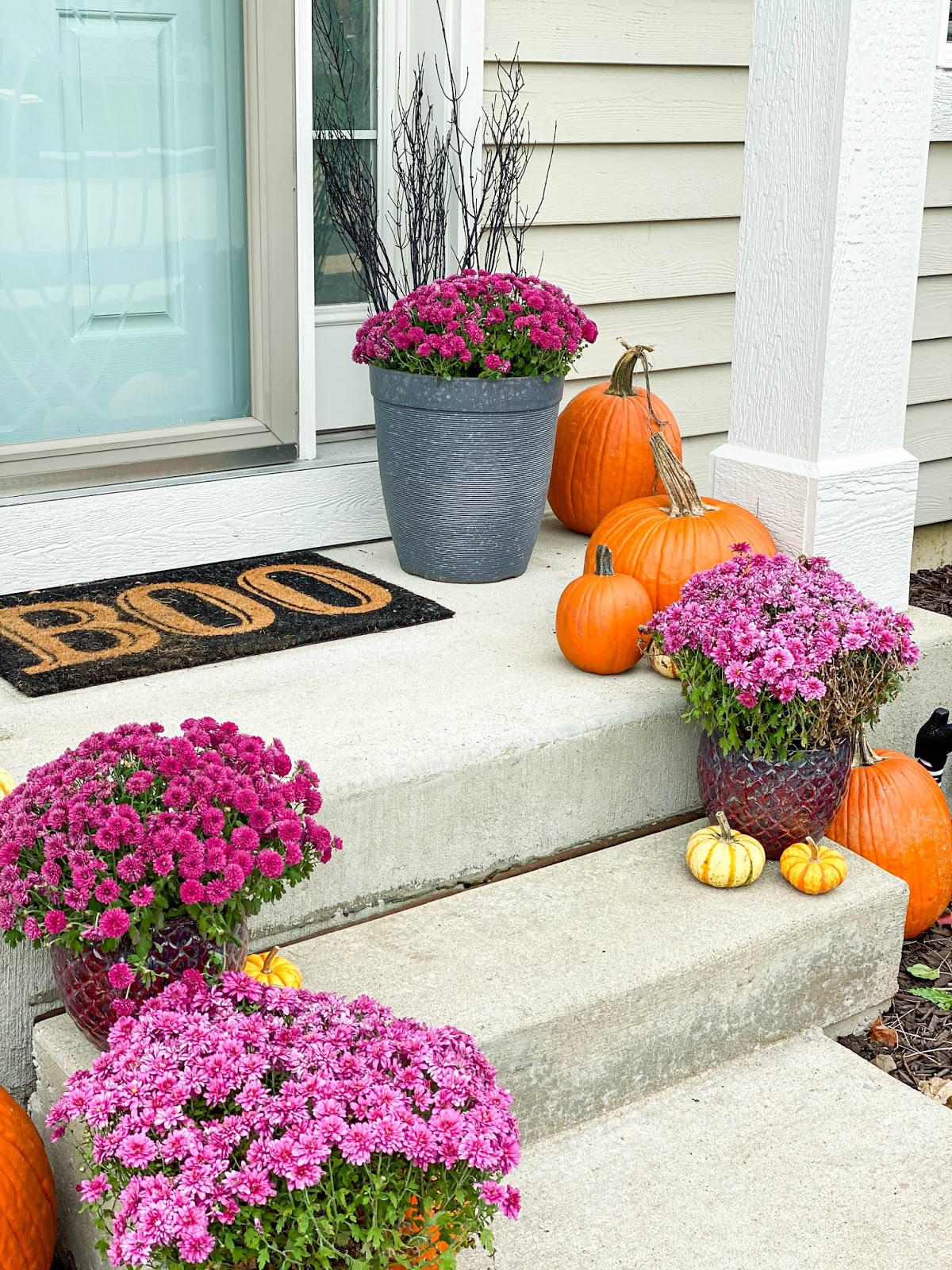 Porch mums fall