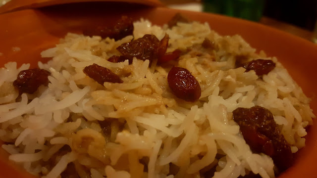 food blogger dubai hitchki indian fusion yakhni pulao