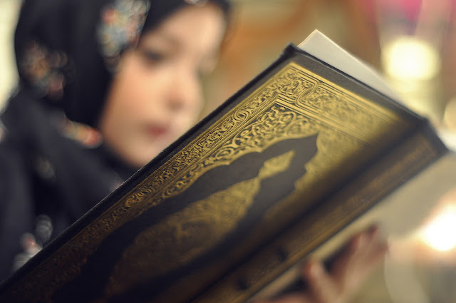 Kegalauan Wanita Muslim yang Pertanyaannya Langsung Dijawab Allah Kegalauan Wanita Muslim yang Pertanyaannya Langsung Dijawab Allah