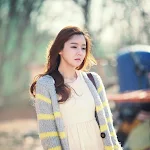Pretty Yu Jin In Outdoors Photo Shoot Foto 6