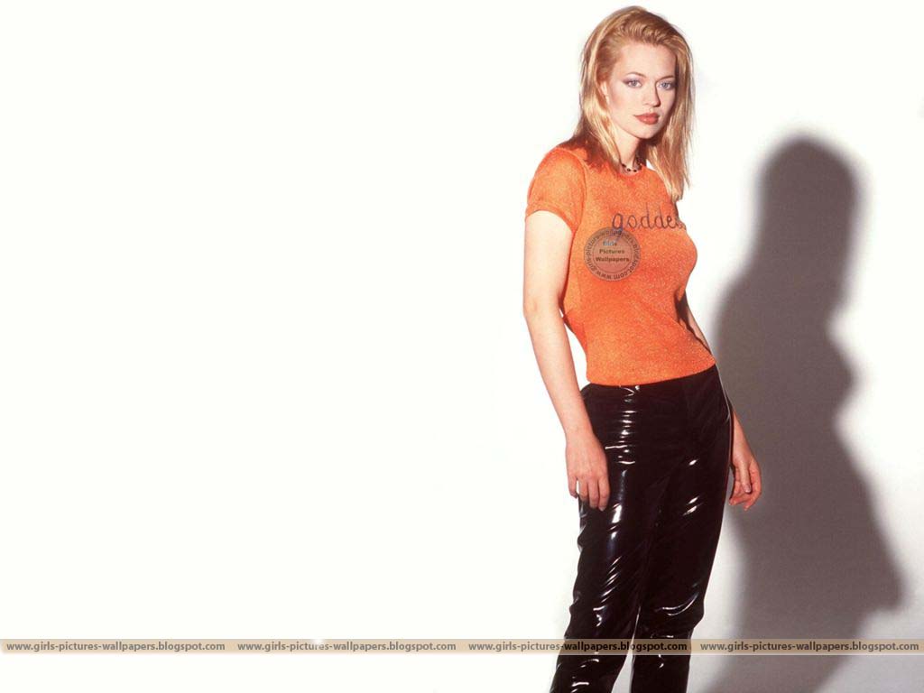 Jeri Ryan HD Wallpapers - Jeri Ryan Pictures « Ads