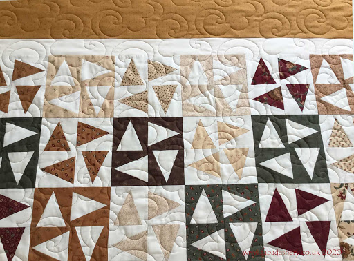 Mary's 'Around the Star' quilt with 'Popcorn' digital Quilting pattern by Willow Leaf Studio Mary's 'Around the Star' quilt with 'Popcorn' digital Quilting pattern by Willow Leaf Studio