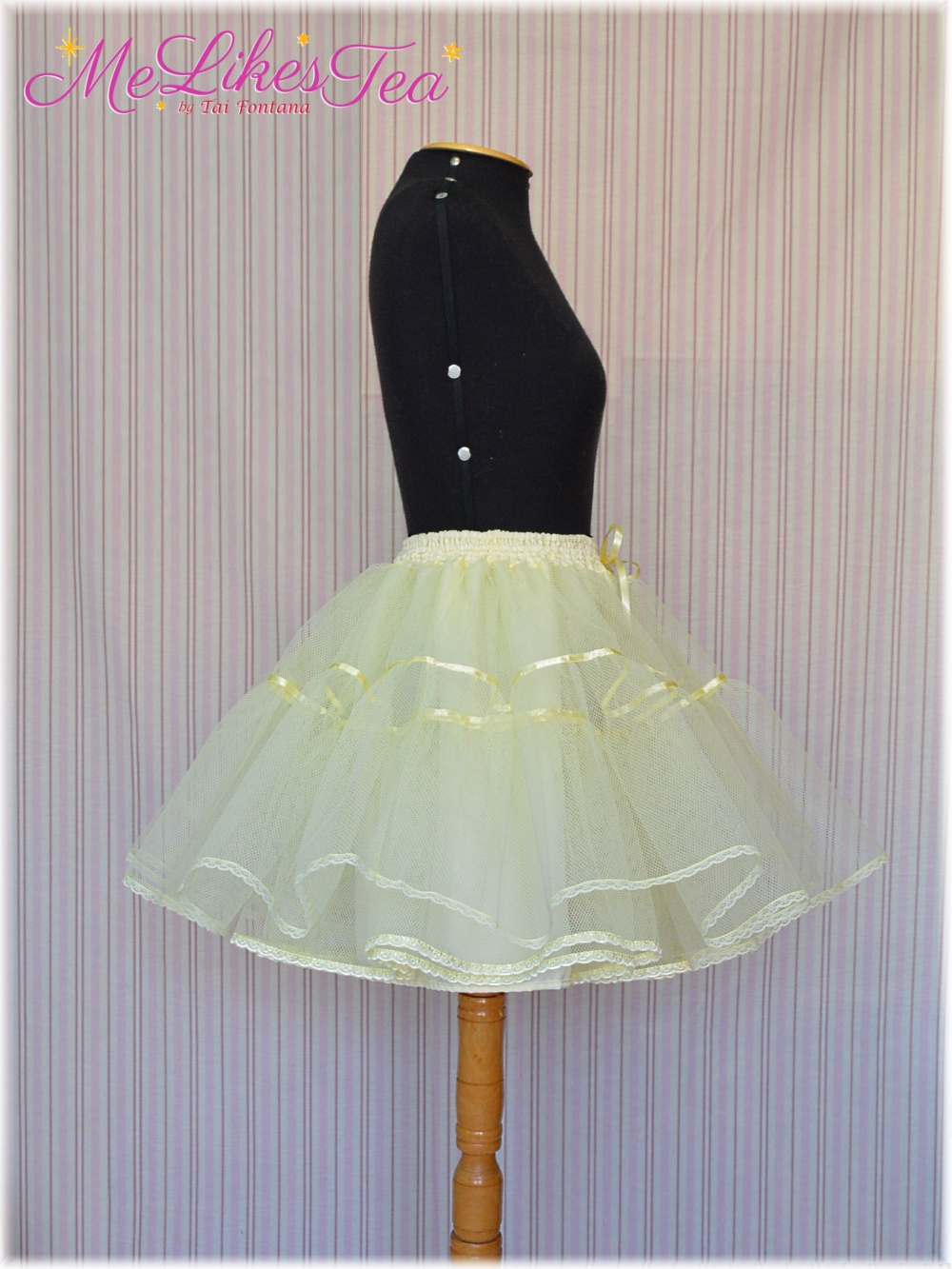MeLikesTea Blog EN DIY Making a Simple Petticoat