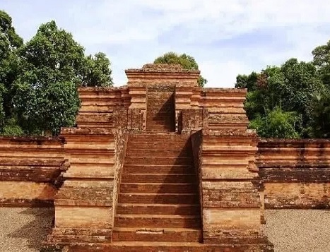 Tarumanagara 400 M Perpustakaan Tanah Impian